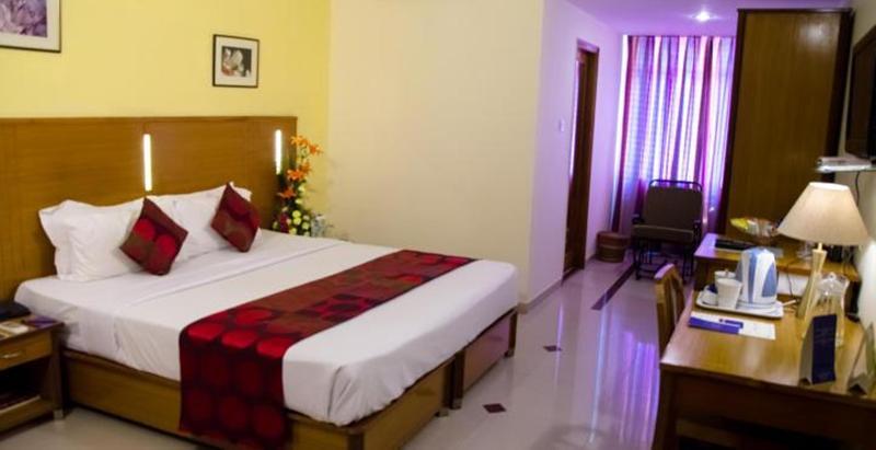 Ramanashree Brunton Hotel Бангалор Екстериор снимка