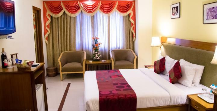 Ramanashree Brunton Hotel Бангалор Екстериор снимка